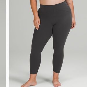 Lululemon cropped leggings!
